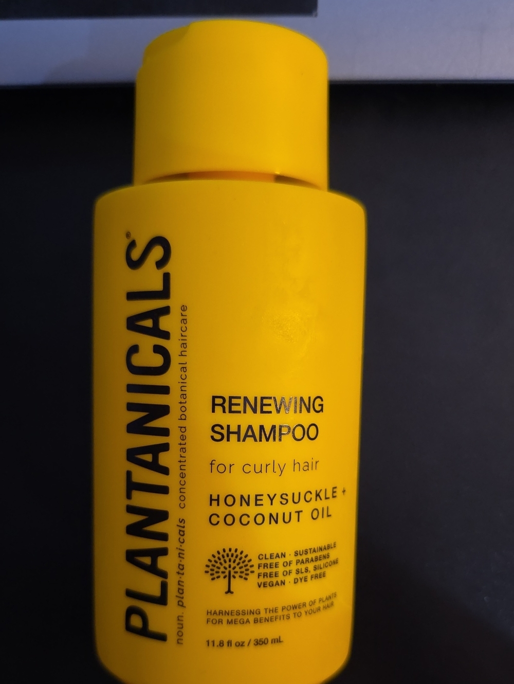 PLANTANICALS Renewing Shampoo - Yellow Bottle